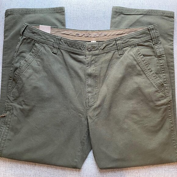 NEW Men's Legendary Outfitters Stretch Relaxed Straight Canvas Pant Green, 38x30 - Picture 1 of 3